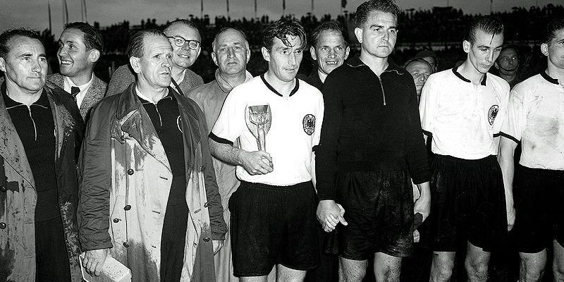 Hungary chiến thắng trước Tây Đức vào năm 1954